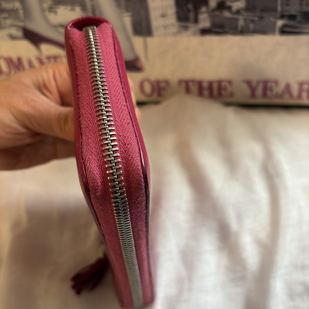 Gucci Leather Zip-Around Wallet with Tassel - Red - Picture 13 of 15